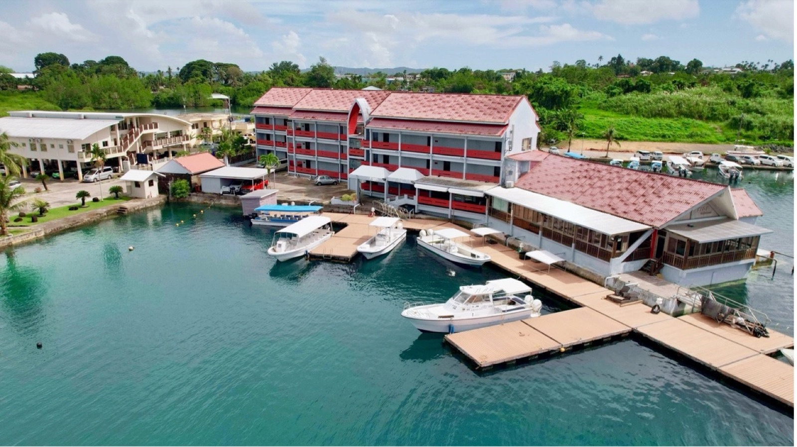 帛琉月伴灣飯店 Landmark Marina Hotel：帛琉潛旅舒適、便利的住宿推薦！